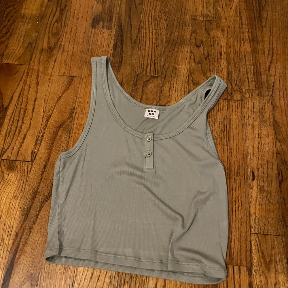 Sunday best tank top